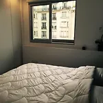 A Deux Pas Des Champs Elysees
