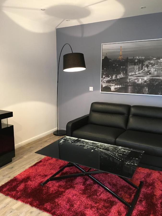 A Deux Pas Des Champs Elysées Appartamento *